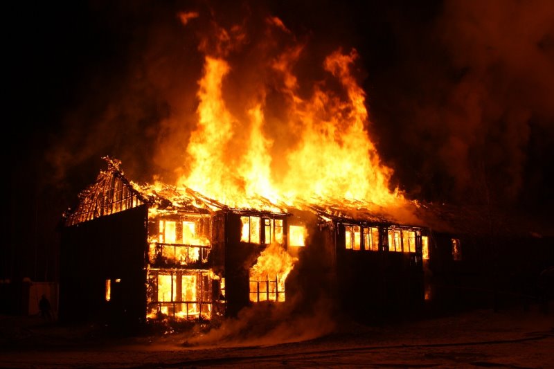 feuerfeste Dokumententaschen schützen wichtige Dokumente vor Bränden