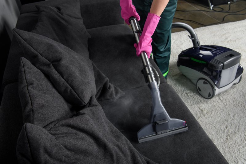 Polsterreinigung mit Dampfreiniger